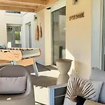 Villaserenita Piscine Chauffee, Jacuzzi, Petanque Villa