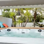 Villa Villaserenita Piscine Chauffee, Jacuzzi, Petanque Ajaccio (Corsica)