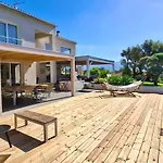 Villaserenita Piscine Chauffee, Jacuzzi, Petanque Villa *