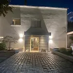 Villaserenita Piscine Chauffee, Jacuzzi, Petanque