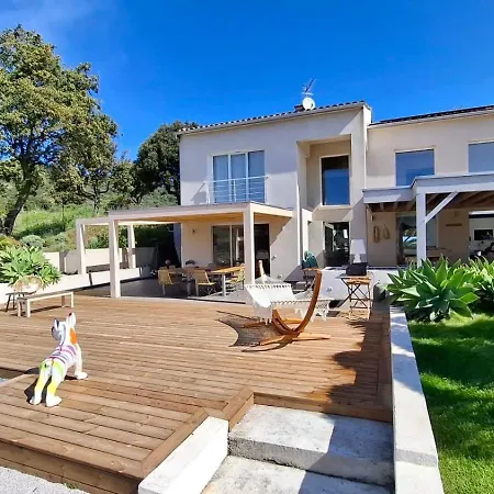 Villaserenita Piscine Chauffee Et A Ajaccio Ajaccio (Corsica)