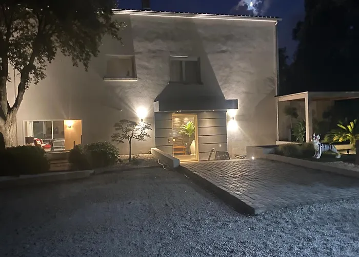 Villaserenita Piscine Chauffee, Jacuzzi, Petanque 아작시오