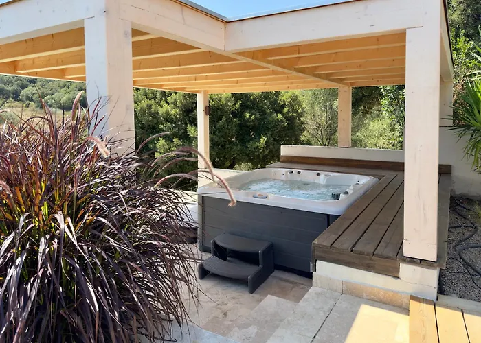 Villaserenita Piscine Chauffee, Jacuzzi, Petanque 빌라