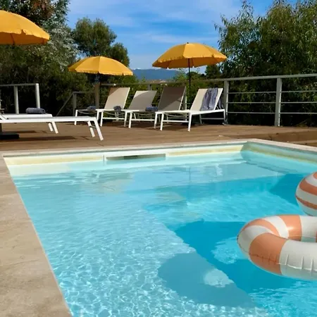 Villaserenita Piscine Chauffee, Jacuzzi, Petanque Villa *