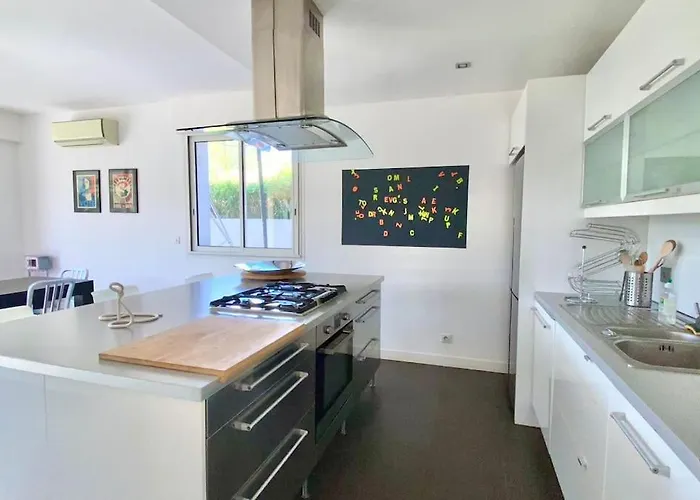 别墅 Villaserenita Piscine Chauffee, Jacuzzi, Petanque 阿雅克肖