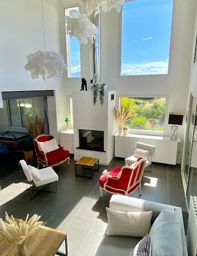 Villaserenita Piscine Chauffee, Jacuzzi, Petanque Villa Ajaccio (Corsica)