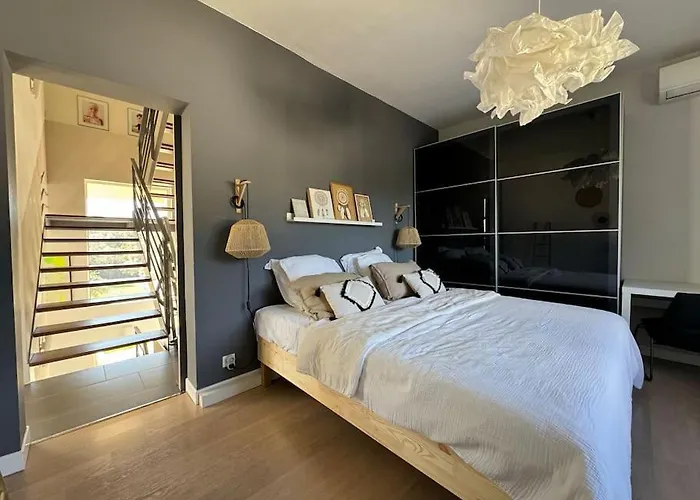 Villaserenita Piscine Chauffee, Jacuzzi, Petanque Villa