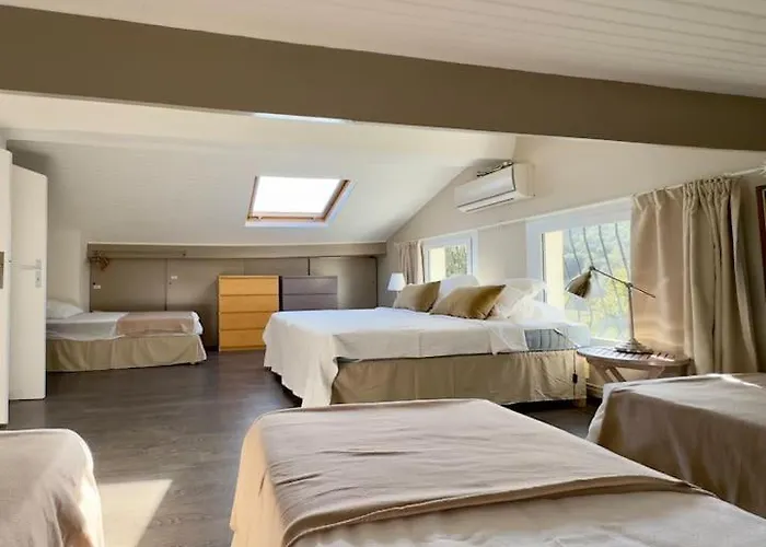 Villaserenita Piscine Chauffee, Jacuzzi, Petanque Villa