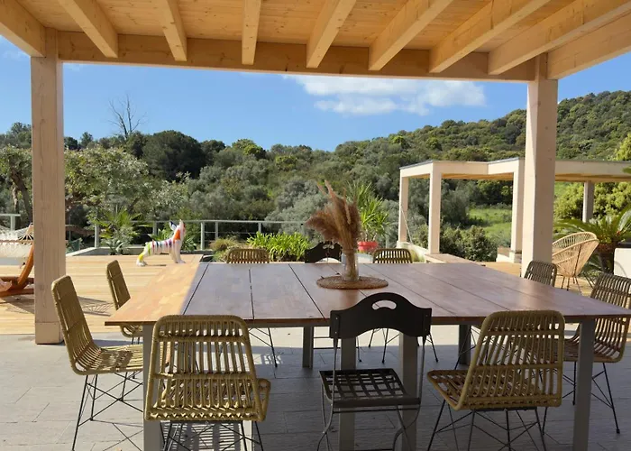 Villaserenita Piscine Chauffee, Jacuzzi, Petanque * 阿雅克肖