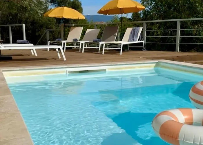Villaserenita Piscine Chauffee, Jacuzzi, Petanque Villa *