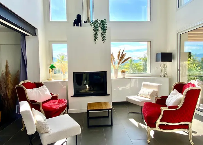 Villaserenita Piscine Chauffee, Jacuzzi, Petanque *